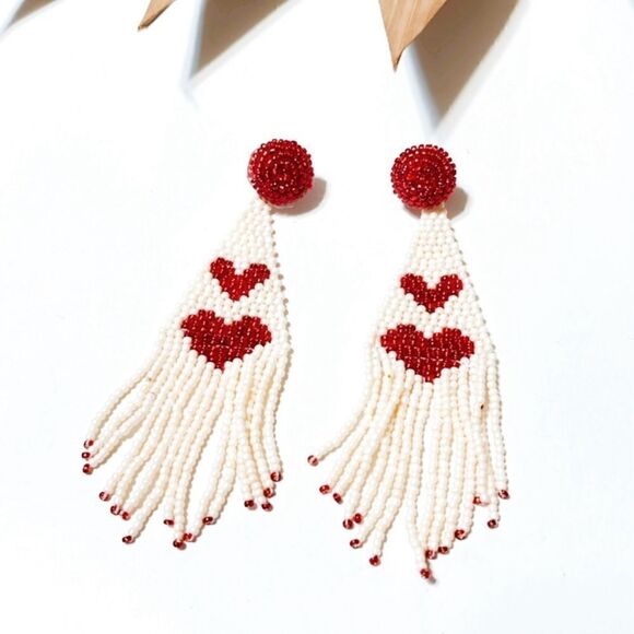 Beaded heart tassel earrings S339 - Picture 1 of 3